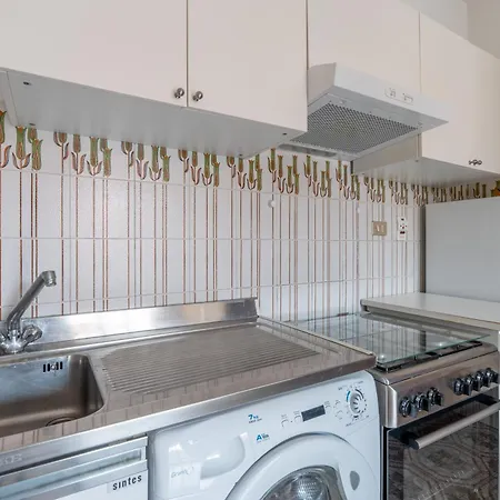 Bilocale Fronte Mare E Parcheggio Privato