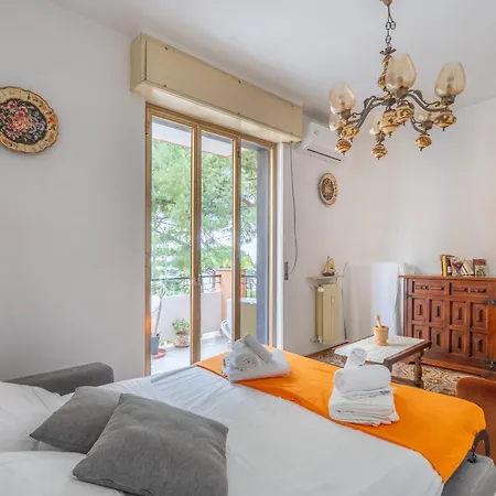 Appartement Bilocale Fronte Mare E Parcheggio Privato San Bartolomeo Al Mare