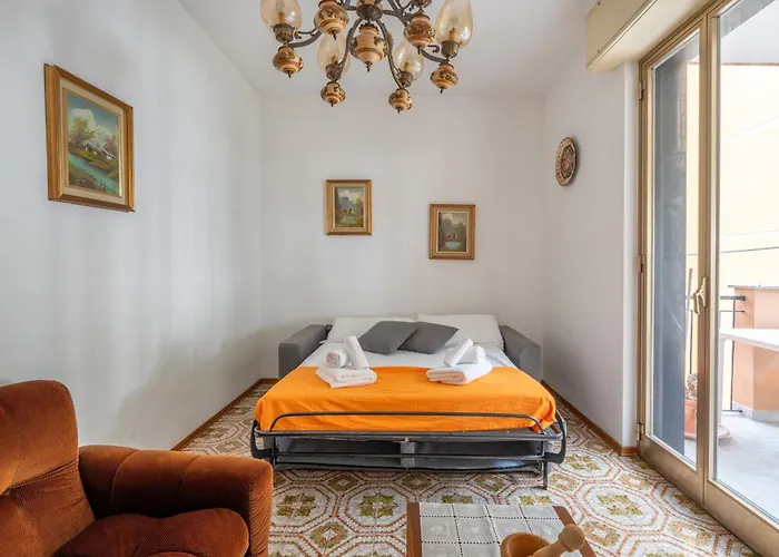 Bilocale Fronte Mare E Parcheggio Privato Apartman *