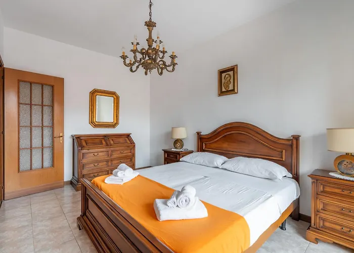 Bilocale Fronte Mare E Parcheggio Privato Apartman *